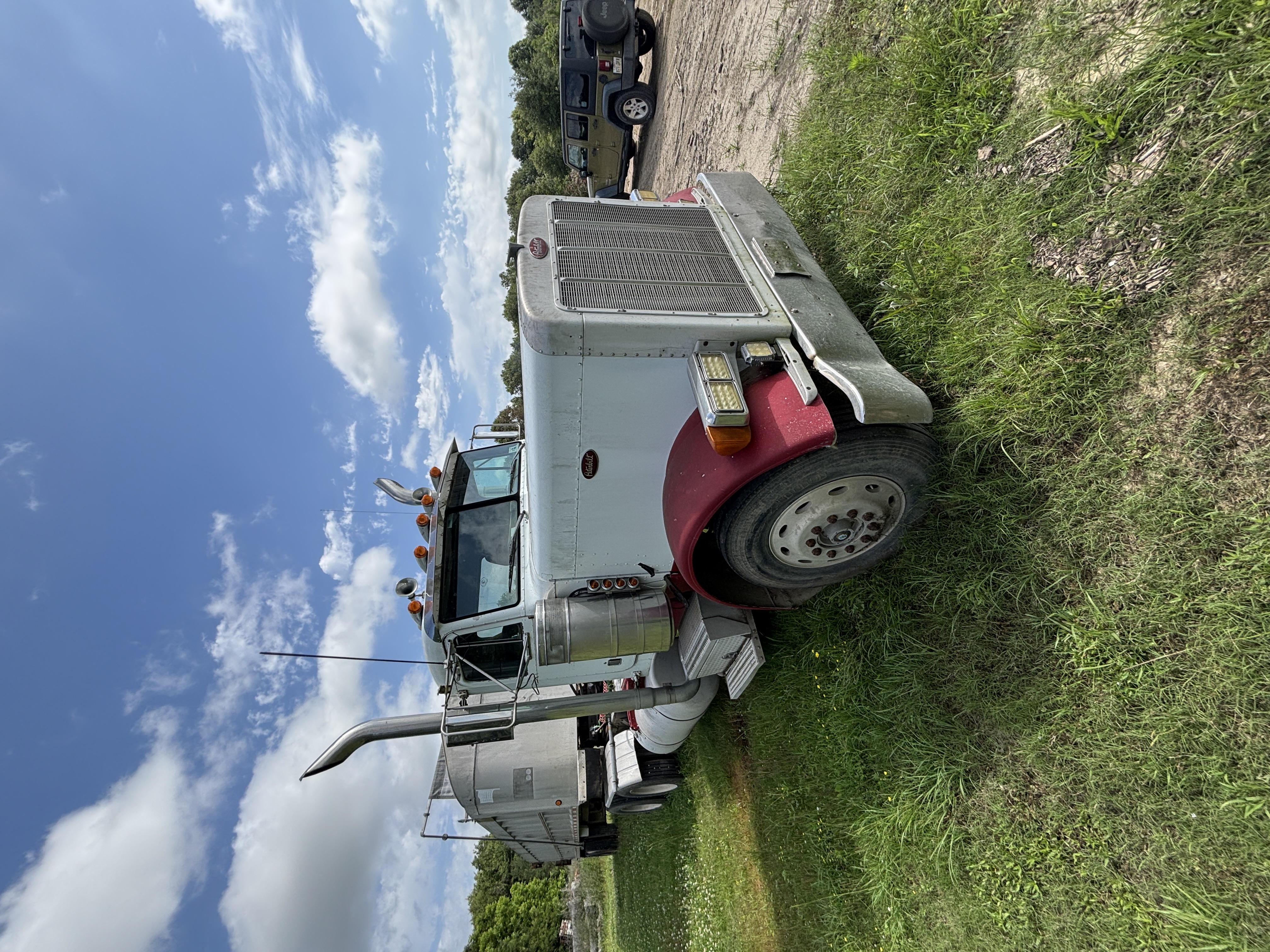 1990 PETERBILT 379 - Image 2